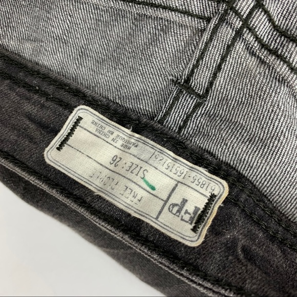 Free People Black Distressed Beaded Jeans Sz 26 - Picture 13 of 14